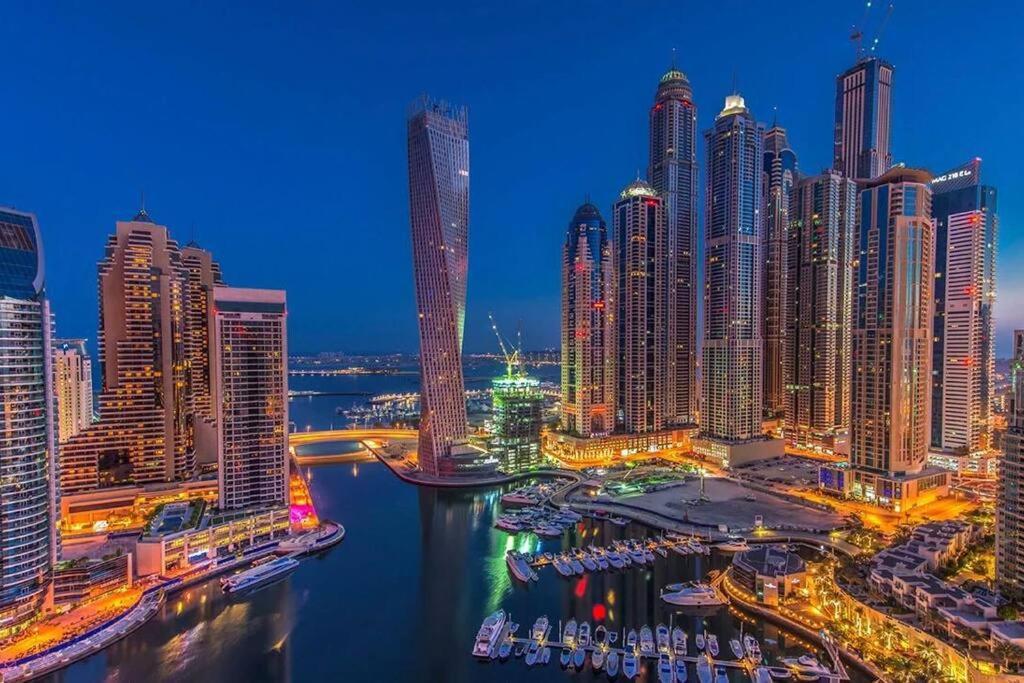 Apartment Luxury 2br In Cayan Tower With Sea, Marina & Eye View