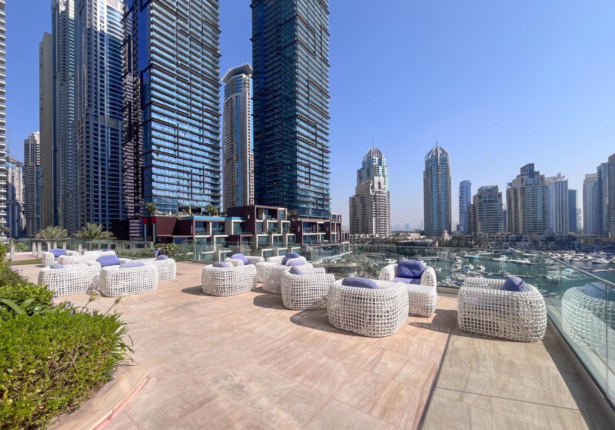 Luxury 2br In Cayan Tower With Sea, Marina & Eye View Apartment