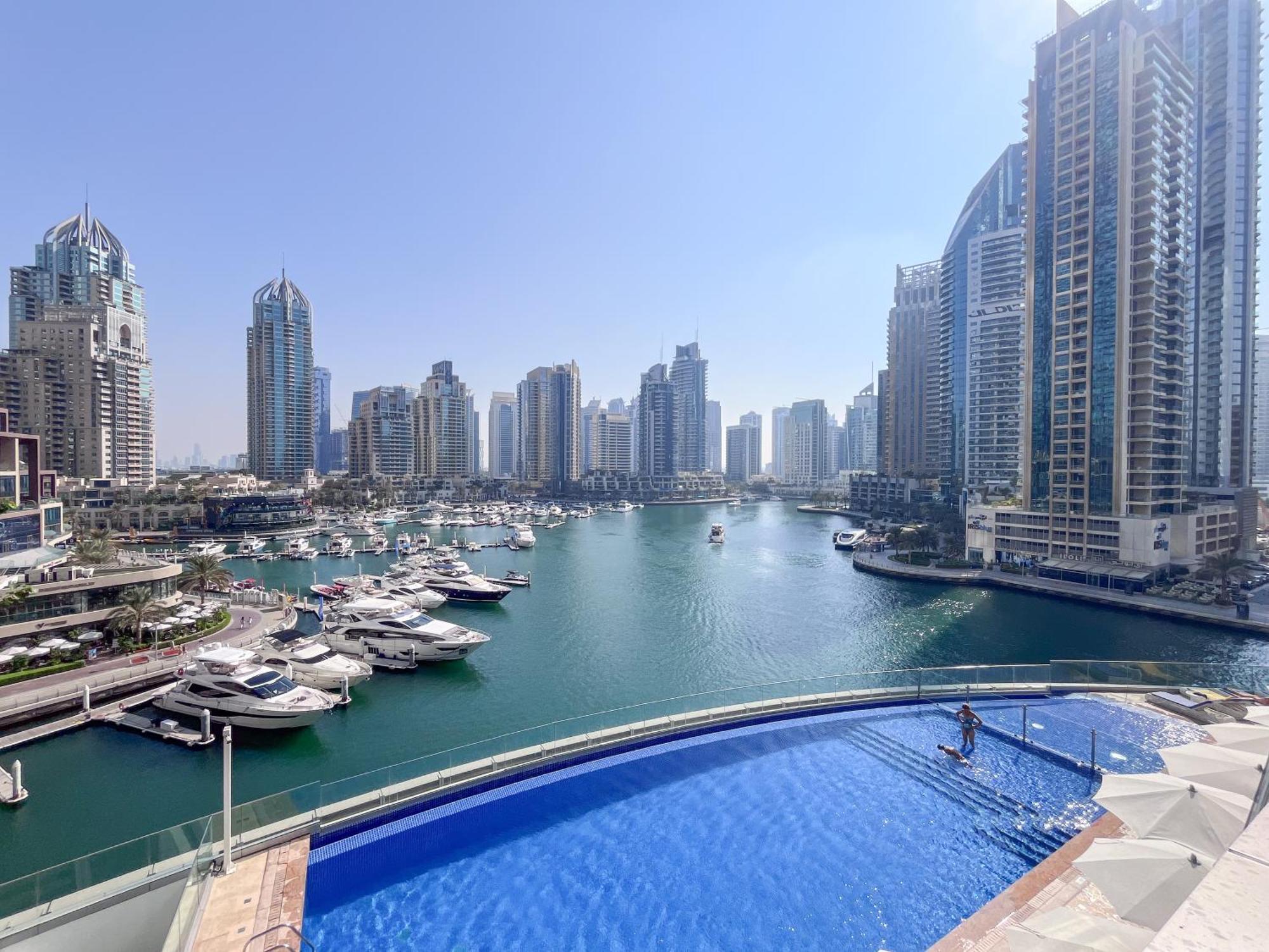 Luxury 2br In Cayan Tower With Sea, Marina & Eye View Dubai