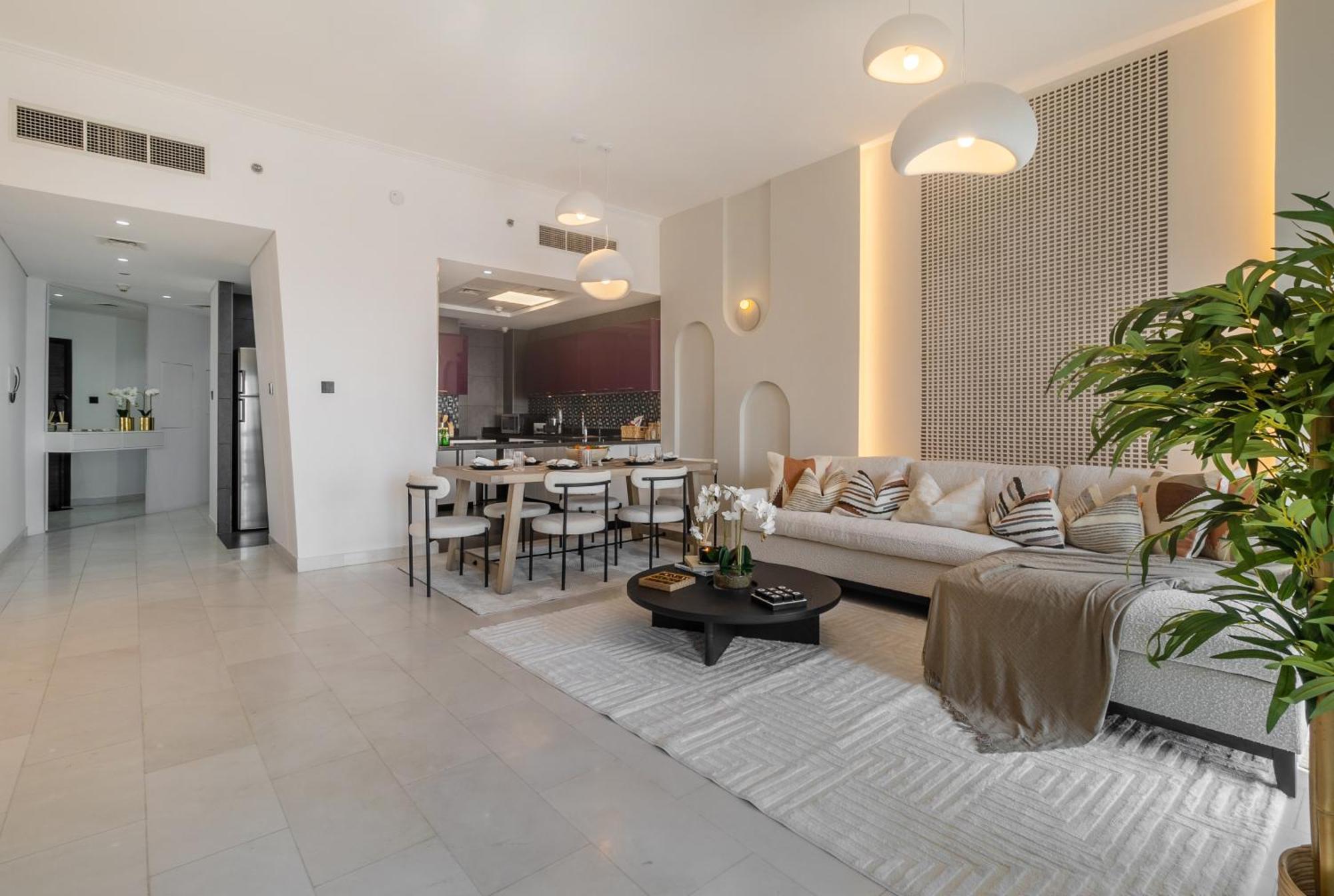 Luxury 2br In Cayan Tower With Sea, Marina & Eye View * Dubai